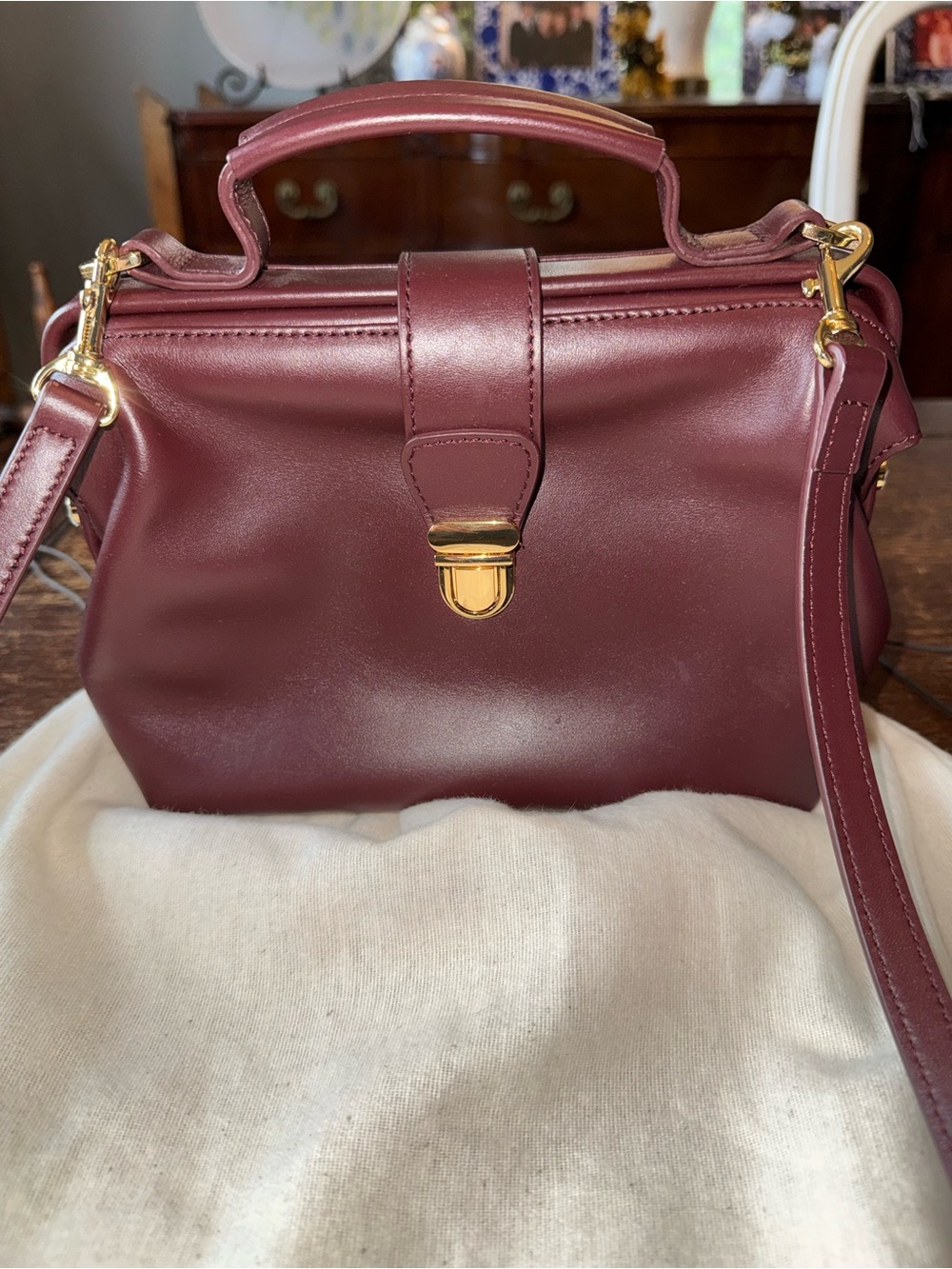 EUC LINJER The Doctor's Bag Burgundy Leather used three times! Includes dust bag